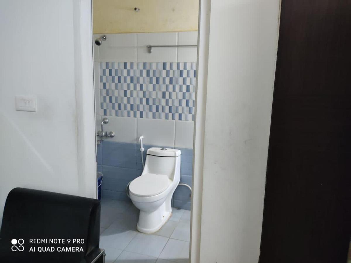 Hotel Pph Living Bhimas Tada Esterno foto