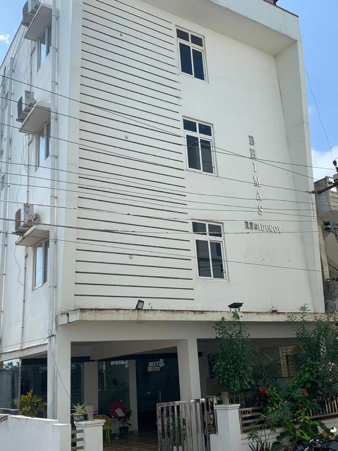 Hotel Pph Living Bhimas Tada Esterno foto
