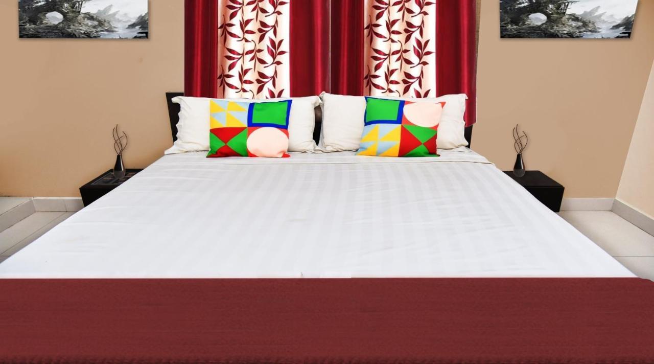 Hotel Pph Living Bhimas Tada Esterno foto